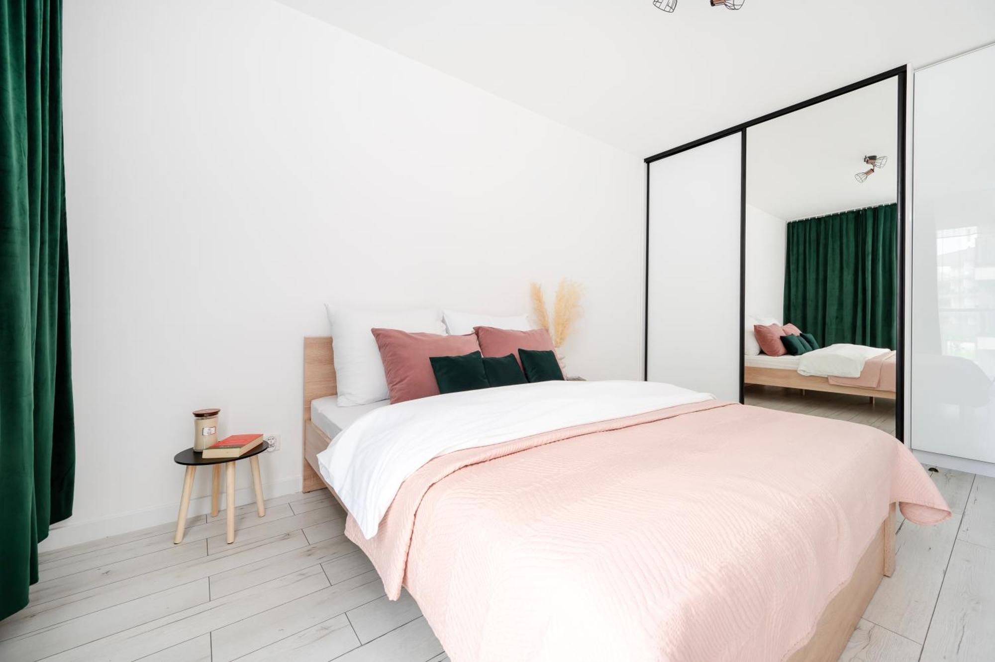 Manufaktura Residence - Apartamenty Industrial Z Parkingiem I Dwoma Lazienkami Лодз Екстериор снимка